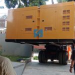 rental-genset-pakai-forklift-1350×759